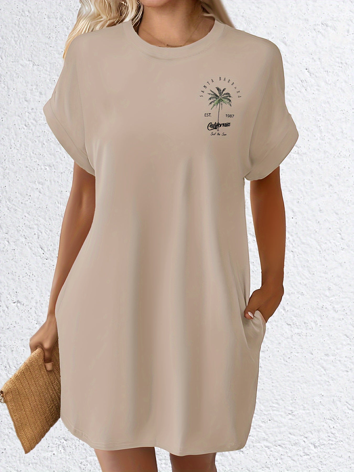 T-Shirt Kleid - Palmenprint mit Tasche und bequemer Passform