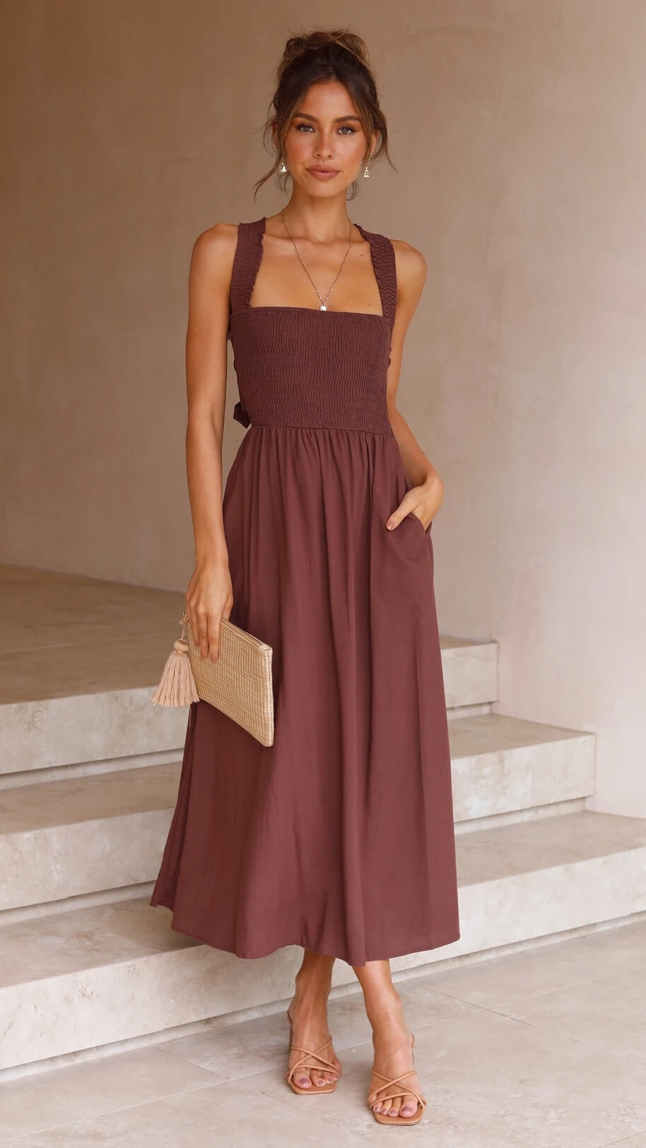 Pippa - Schlichtes Kleid mit Neckholder-Top