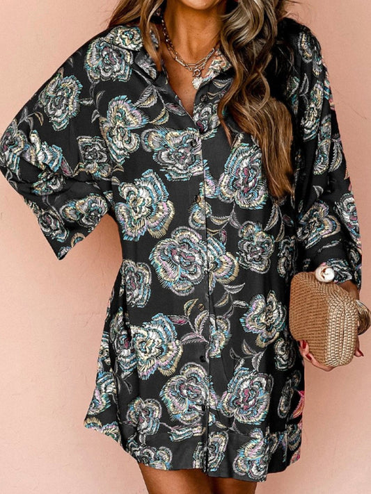 Das schwarze Mandarinenhemd-Kleid