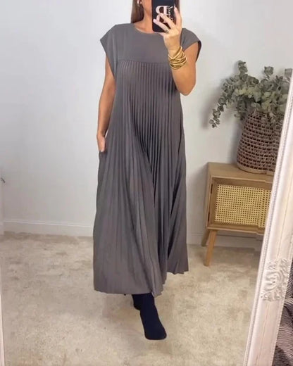 Coralyn - Schlichtes Kleid mit Falten