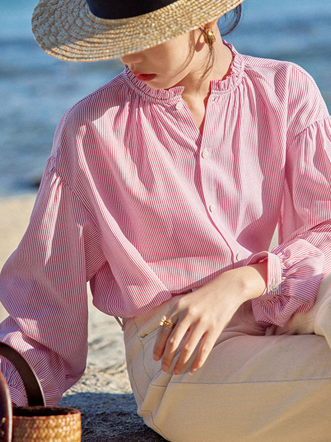 April | Elegante gestreifte Bluse
