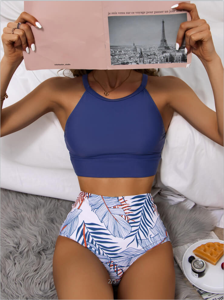 Justina® | Hochschließendes Bikinioberteil mit Hotstring