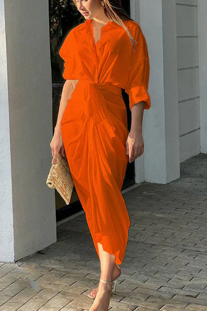Langes Kleid mit verstellbarer Schleife