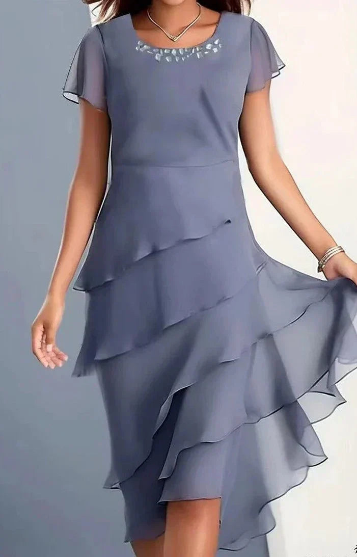 Elegantes Kleid mit Falten und Leichtigkeit