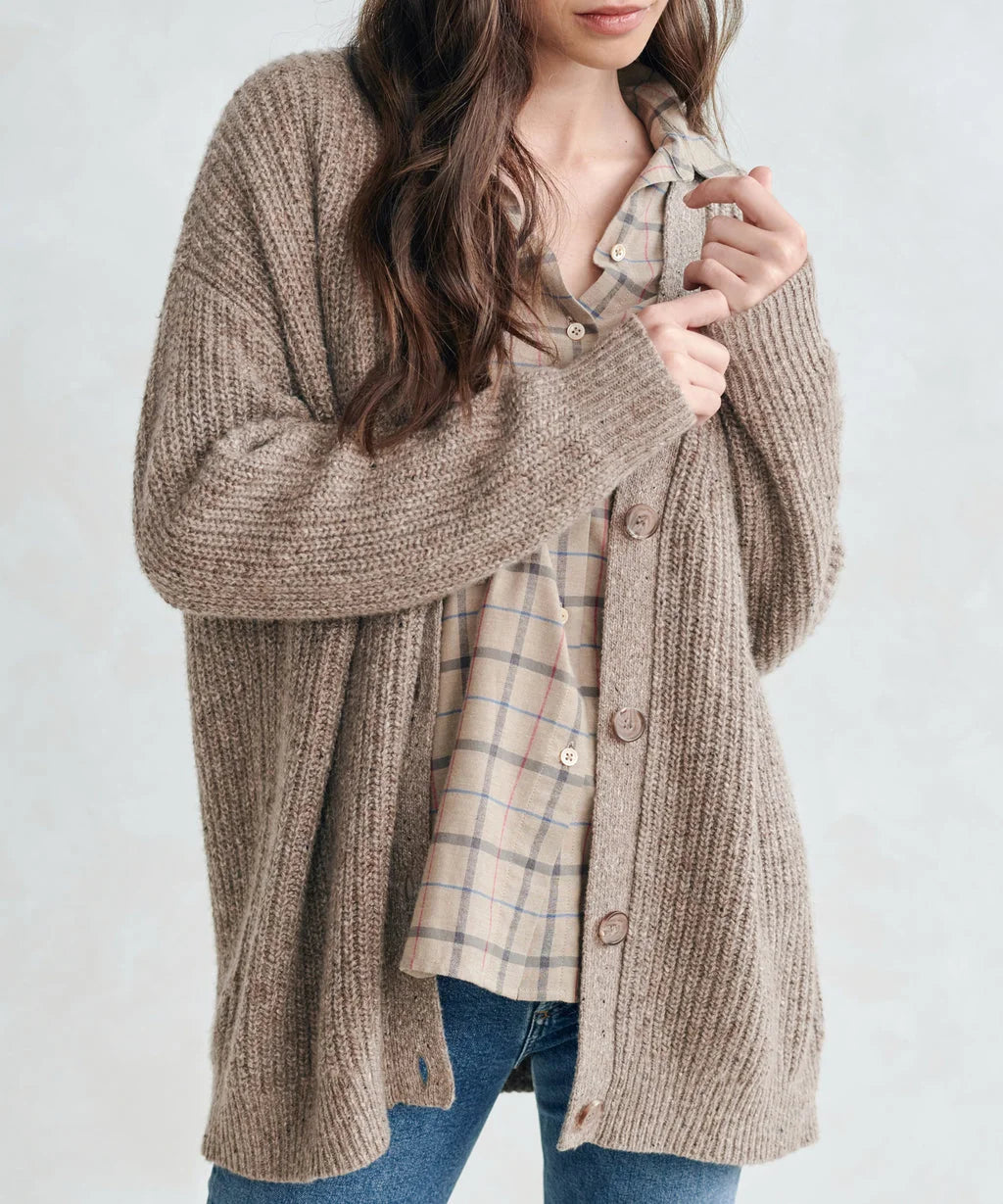 Cora - Wunderschöne Strickjacke mit V-Ausschnitt