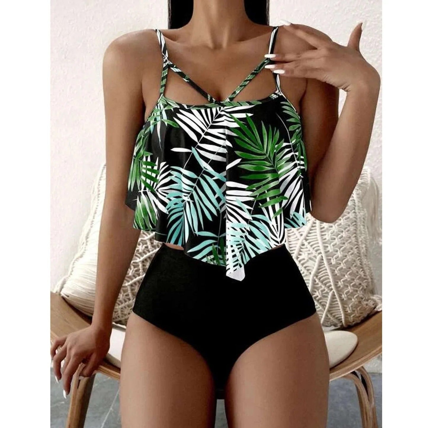LolaBeach - Tankini mit Rüschen und Blätterdruck