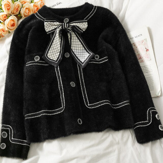 Sophie Kurzstrickjacke | Gemütlich & Stilvoll