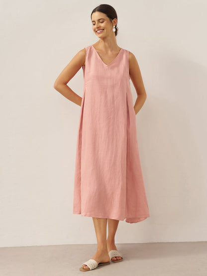 Langes, ärmelloses Kleid mit weitem Schnitt für den Sommer