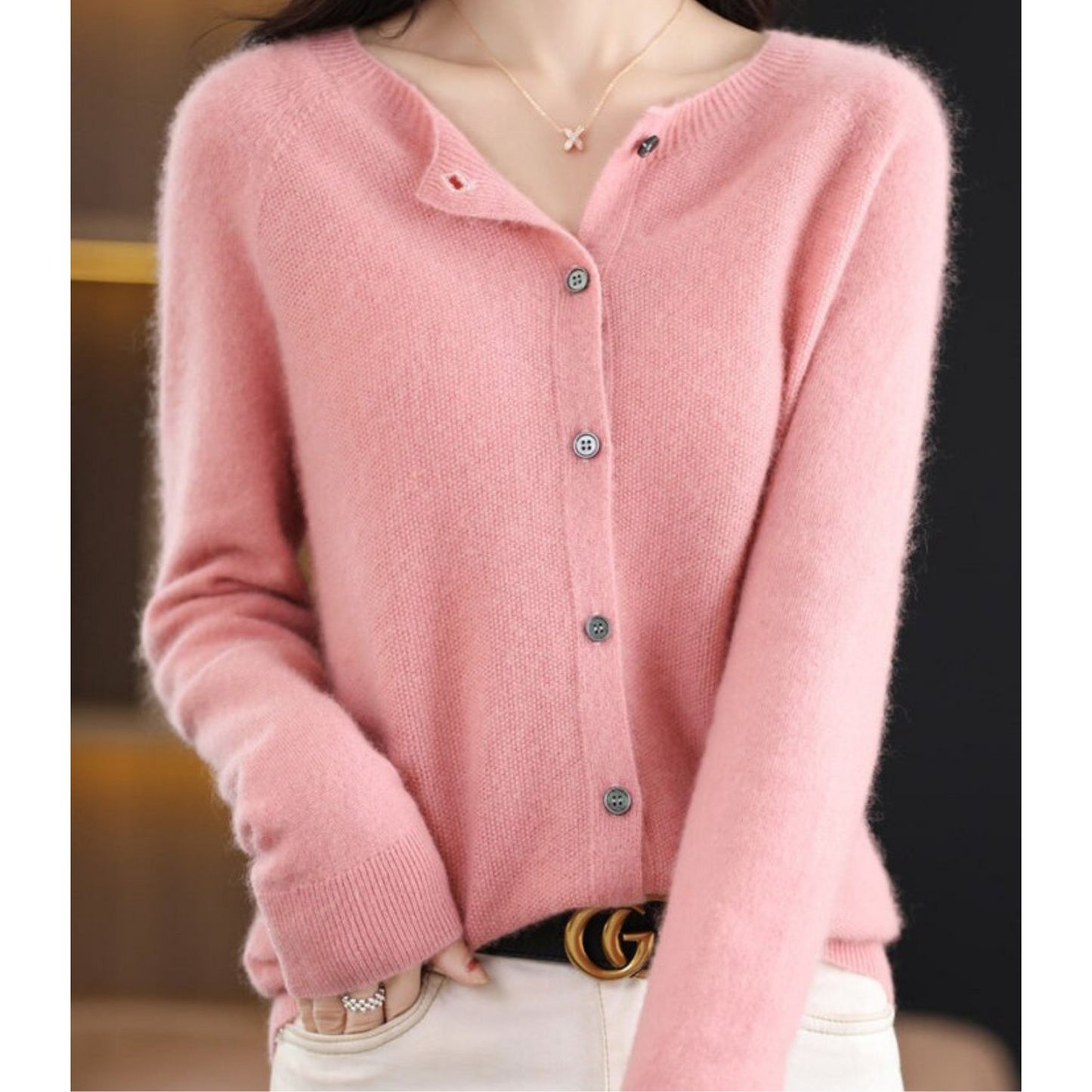 Fay | Elegante und bequeme Damenstrickjacke aus Merinowolle