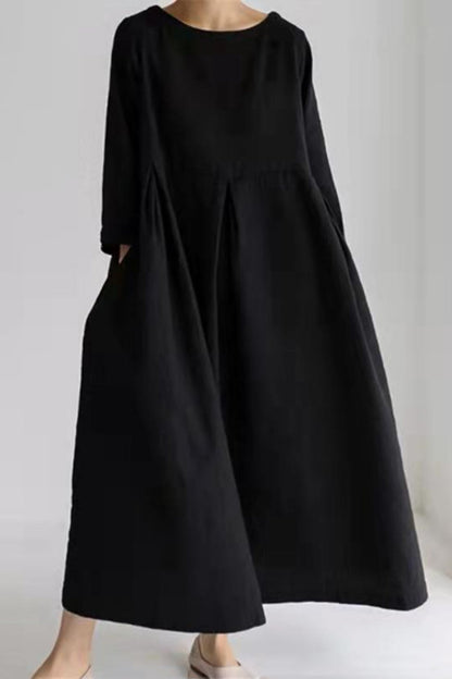 Elegantes langes Kleid im minimalistischen Stil mit maximalem natürlichem Tragekomfort