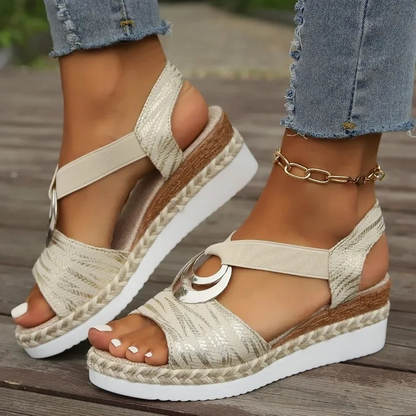 ASTRID | Vielseitige, modische Sandalen