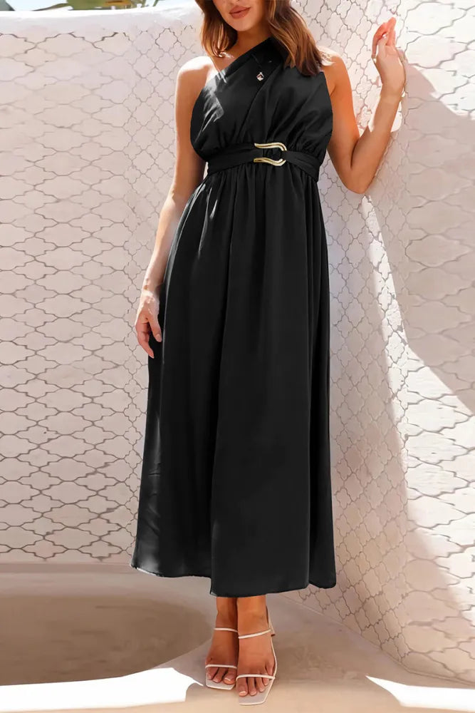 Norah - Elegante Abendkleider mit schrägem Ausschnitt und massiven Metallic-Verzierungen