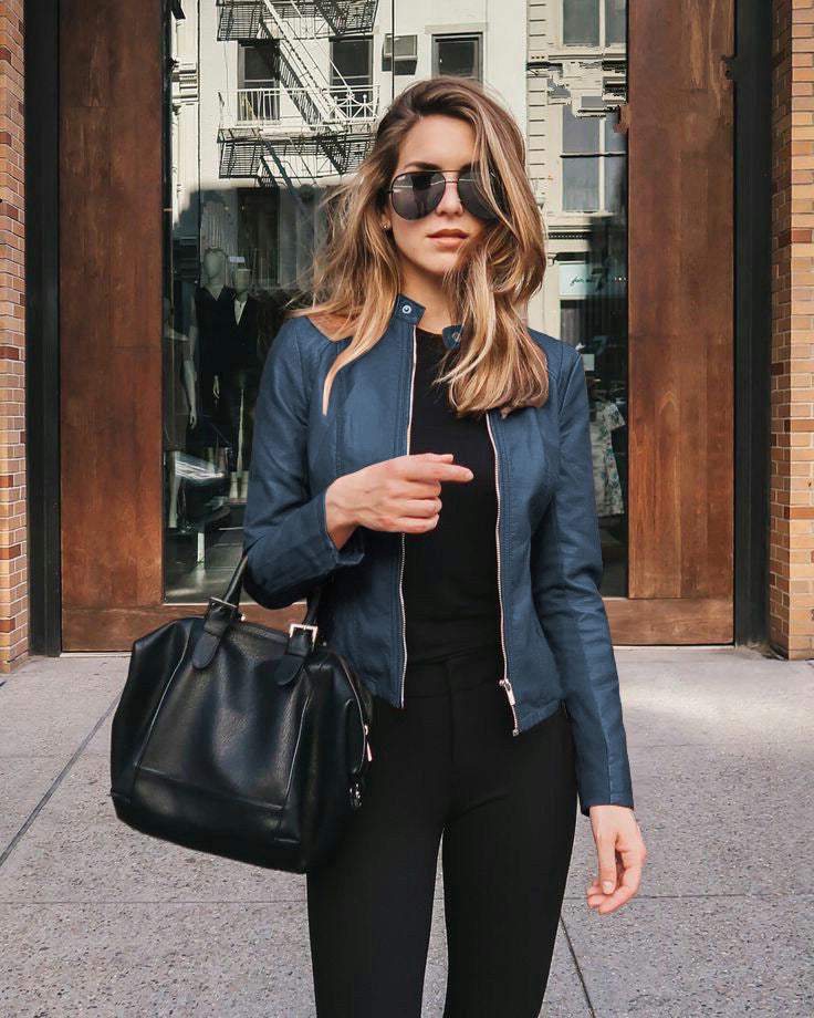 Lederjacke - Elegant - Schwarz, geschmeidiges Leder, raffinierte Verarbeitung - perfekt für den Abend