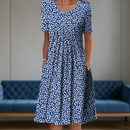 Weites Kleid mit Rundhalsausschnitt, Dreiviertelärmeln und Printmuster