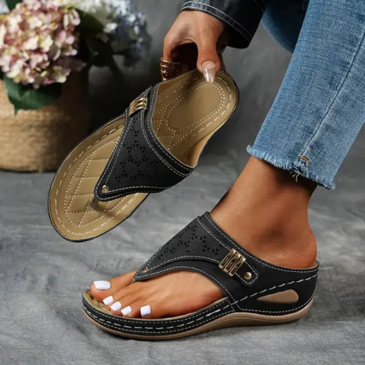 Lidia - Damen-Sportsandalen aus leichtem, atmungsaktivem Netzgewebe
