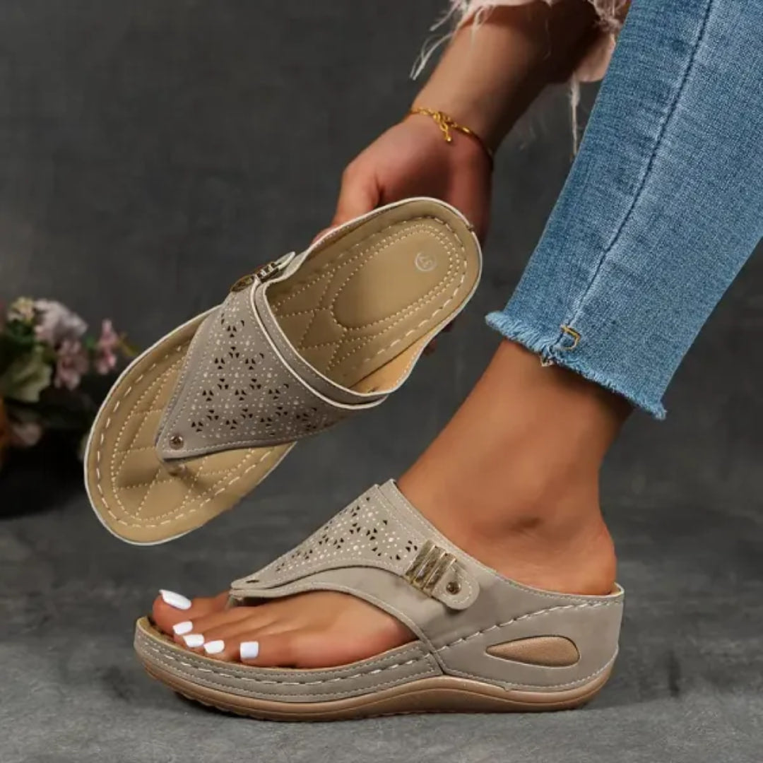 Lidia - Damen-Sportsandalen aus leichtem, atmungsaktivem Netzgewebe