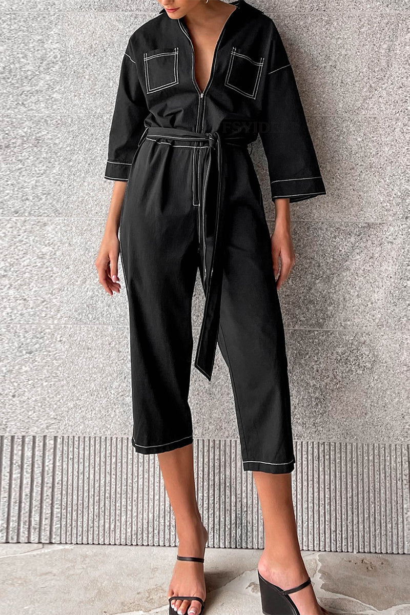 Lässiger unifarbener Schnüranzug mit locker sitzendem Jumpsuit-Kragen