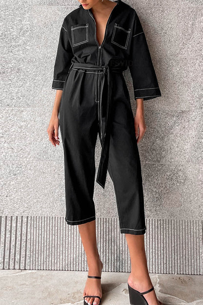 Lässiger unifarbener Schnüranzug mit locker sitzendem Jumpsuit-Kragen
