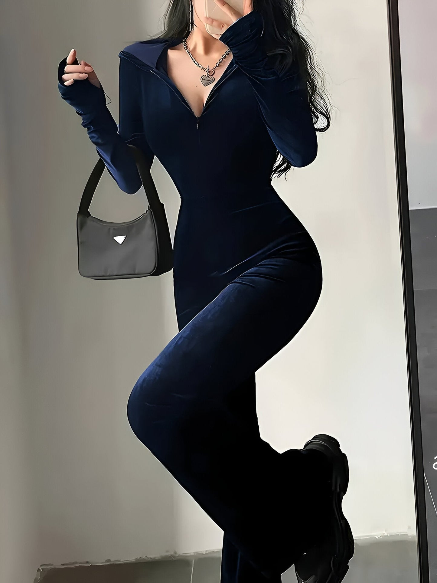 Aviana | Stylischer Jumpsuit mit Kapuze für Frühling & Herbst