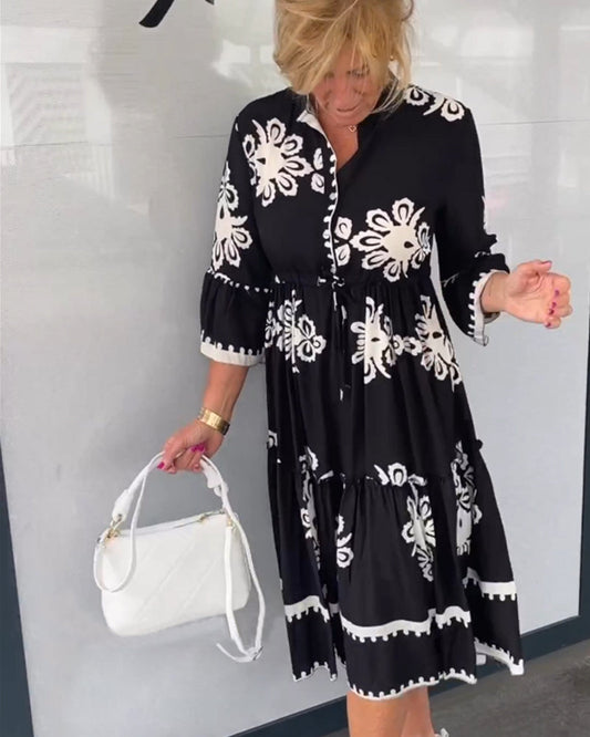 Kleid mit Blumendruck und 3/4 Ärmeln💐