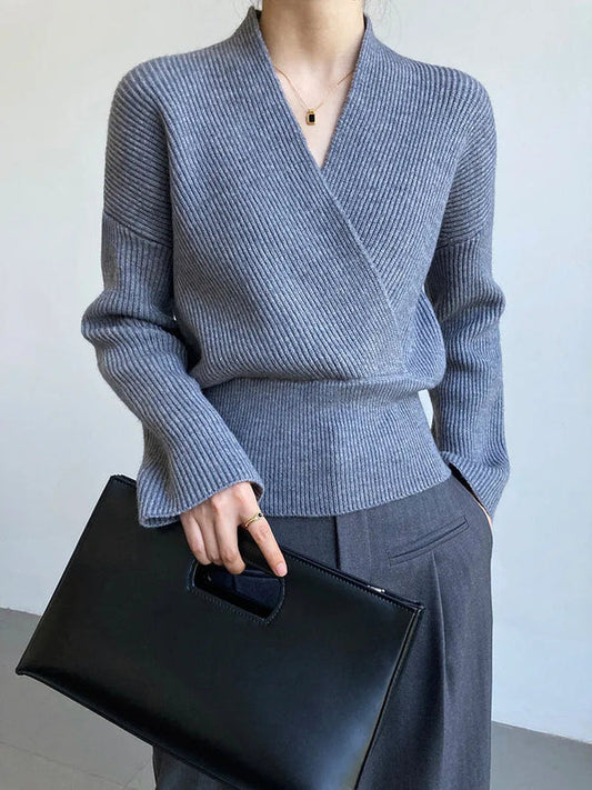 Sophie - Klassischer Wickelpullover mit gewagtem Ausschnitt für Damen
