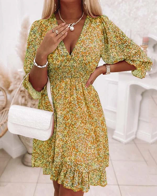 Bohemian-Blumenkleid mit kurzen Ärmeln