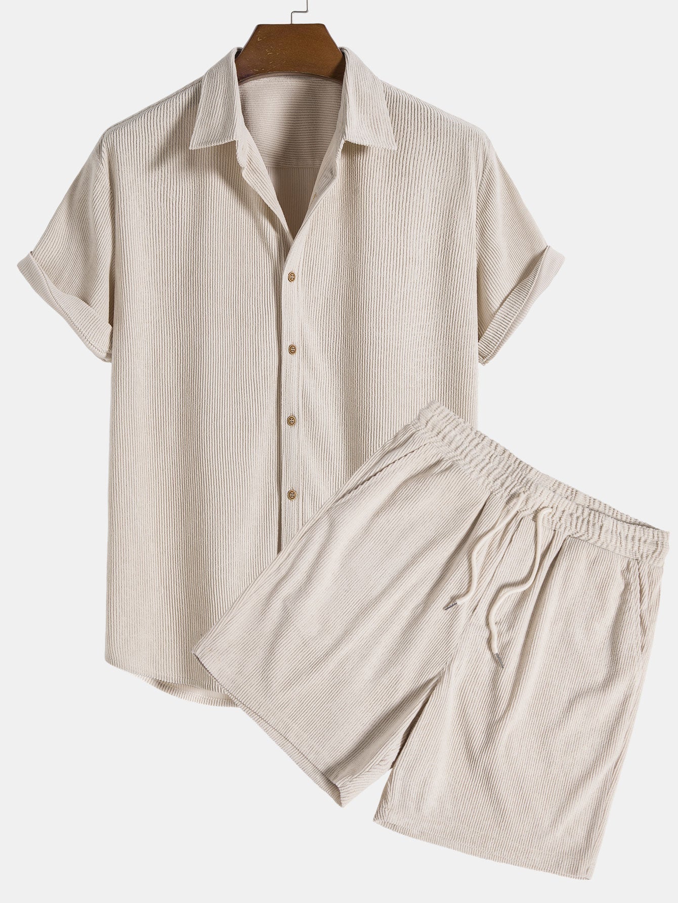 Cord | Kurzärmeliges Button-Down-Hemd & Shorts