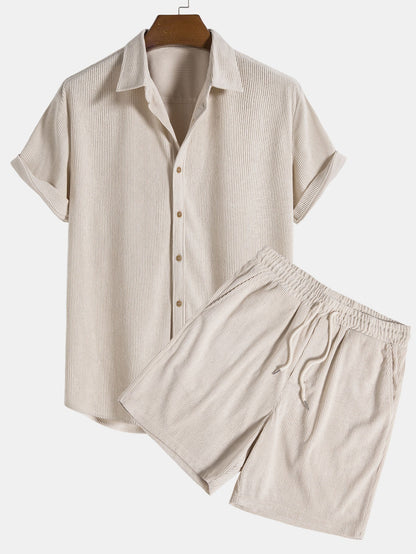 Cord | Kurzärmeliges Button-Down-Hemd & Shorts