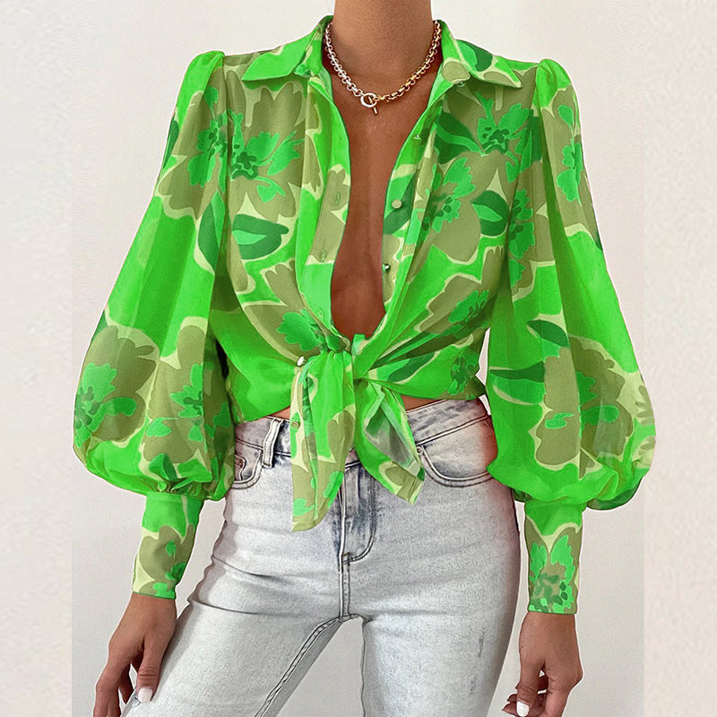 Luna Bloom Bluse mit Krawatte vorne