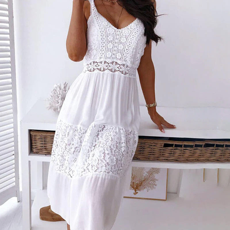 Elegantes weißes Strandkleid