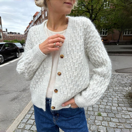 Bequeme Jacke mit langen Ärmeln, Knöpfen und V-Ausschnitt