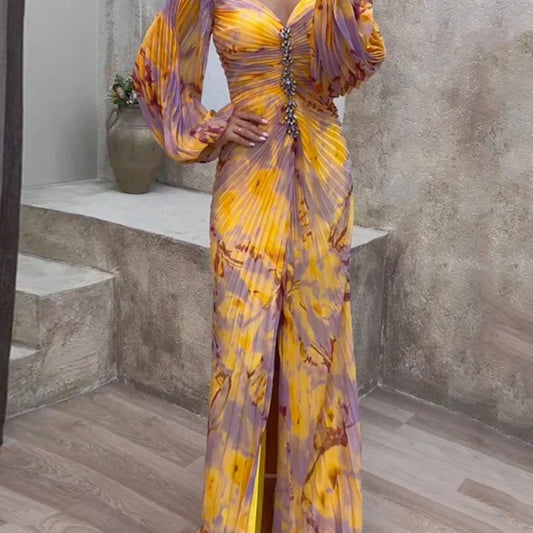 Elegantes Kleid mit V-Ausschnitt und klassischem Design für besondere Anlässe