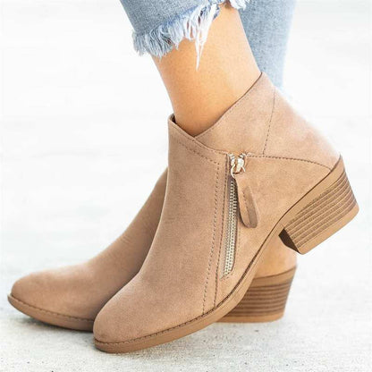 Stiefelette mit spitzer Zehe