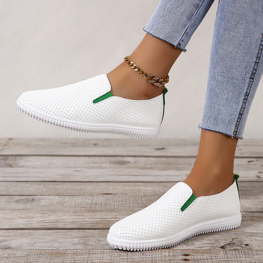 Lässige weiße Turnschuhe für Frauen