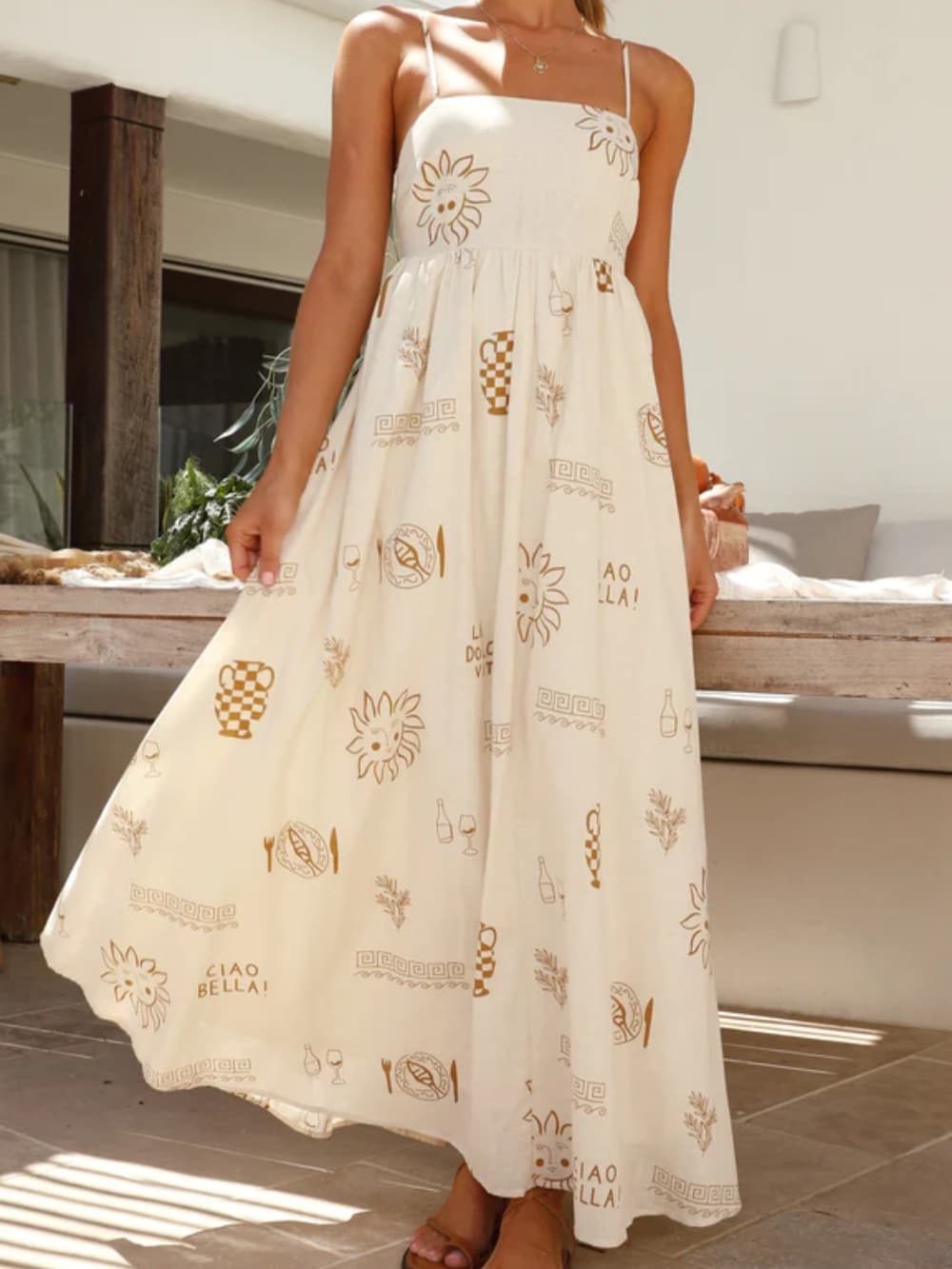 Emersyn - Cooles fallendes Neckholder-Maxikleid mit Spaghetti-Trägern