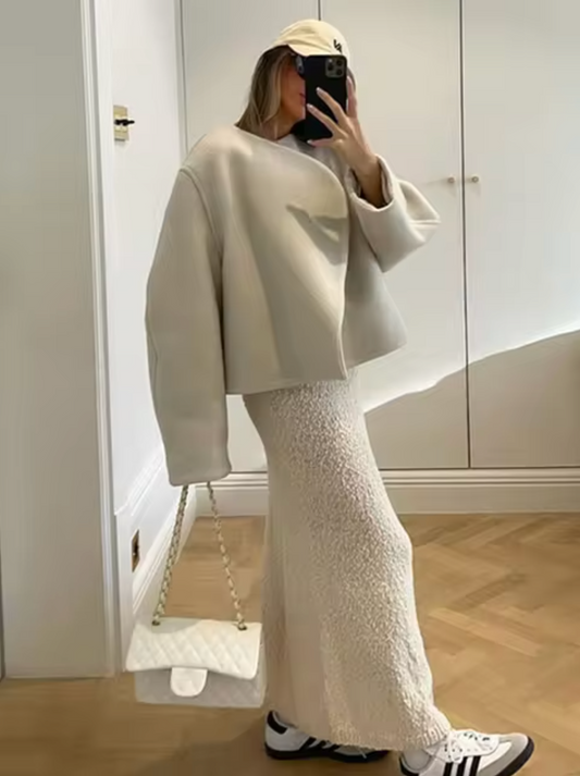 – Warmer Wollmantel