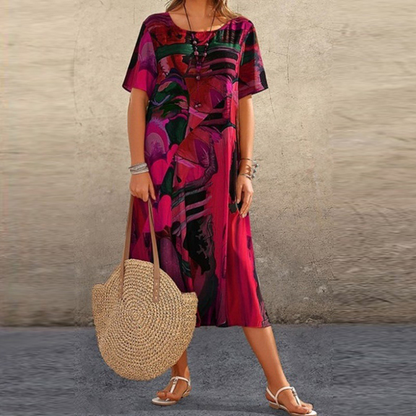 Sommerliches Midikleid mit modernem Print