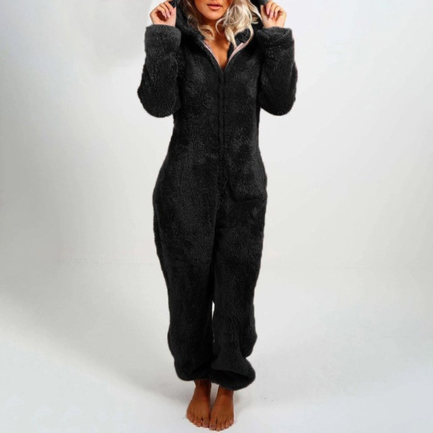 Nina - Stylischer Overall-Pyjama mit Kapuze für Frauen