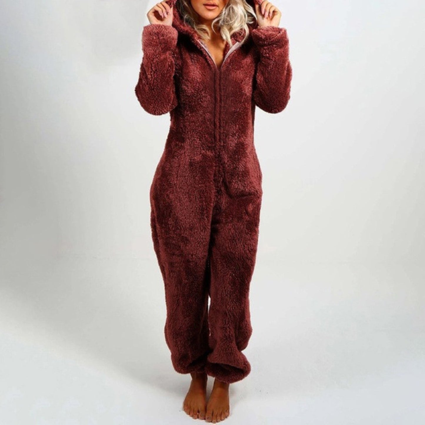 Nina - Stylischer Overall-Pyjama mit Kapuze für Frauen