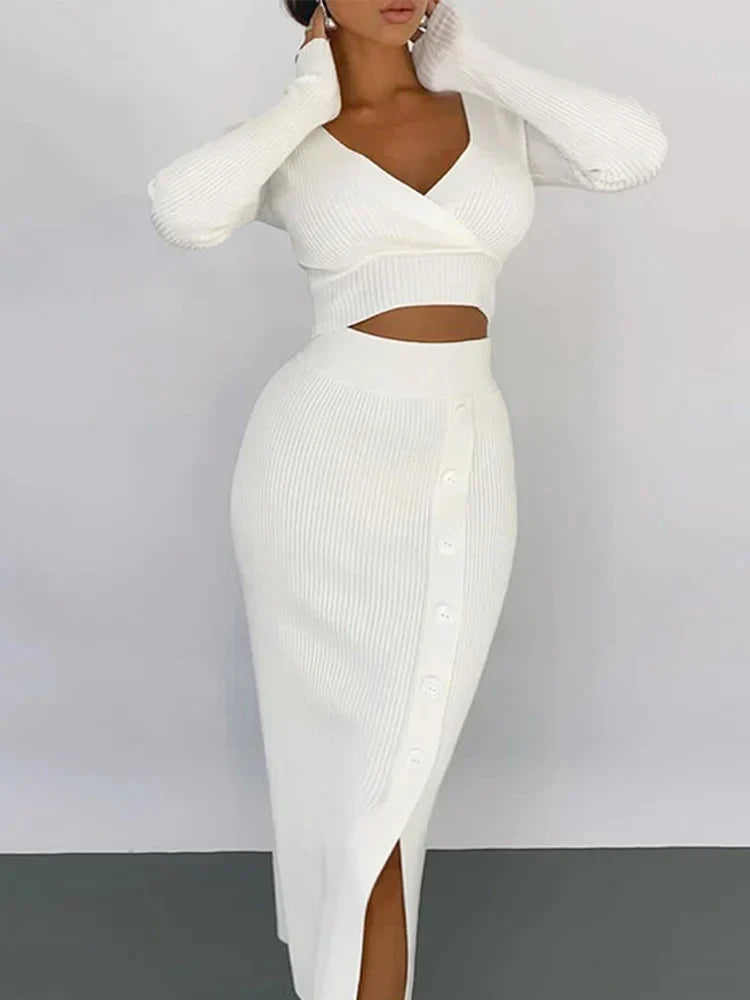 Cerys - Set aus gestricktem Oberteil mit V-Ausschnitt und Midirock