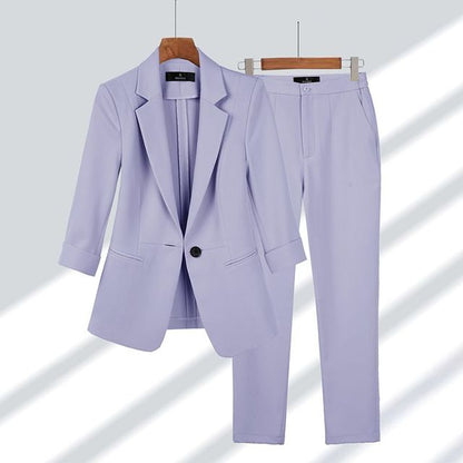 Blazer und Hosenset