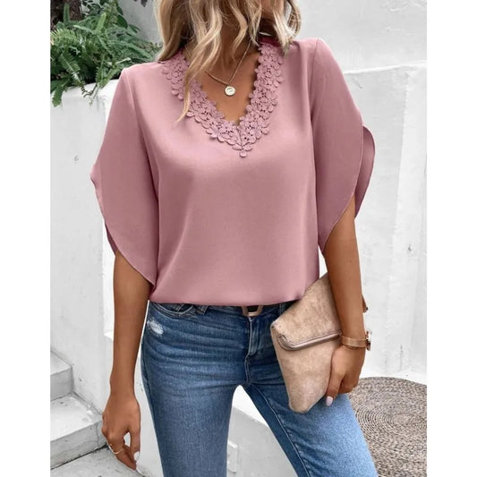 Verda Bluse | Lässige Spitzenbluse mit V-Ausschnitt
