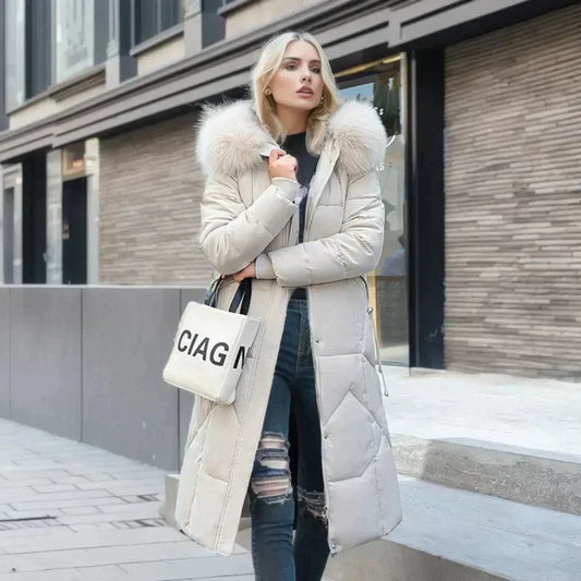 Modischer Pelz-Trenchcoat | Weiß - Schick und warm