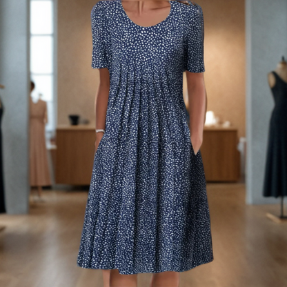 Weites Kleid mit Rundhalsausschnitt, Dreiviertelärmeln und Printmuster