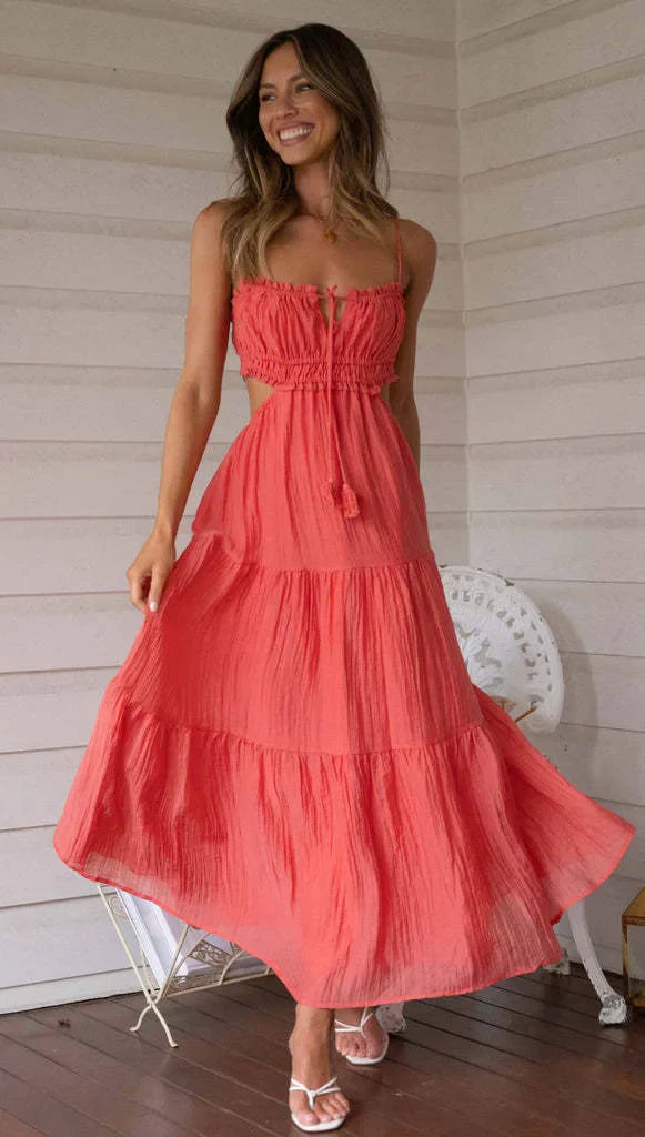Ärmelloses Maxikleid mit Nähten und Rüschen