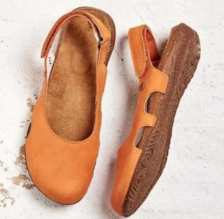 Sandalen mit Sling-Back-Riemen