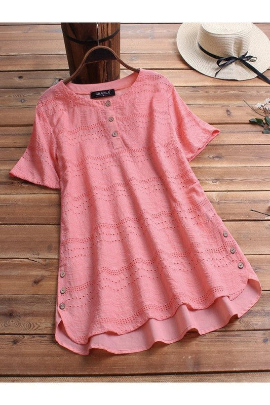 Lässige, bestickte Bluse im Bohemian Style mit kurzen Ärmeln und Knopfleiste