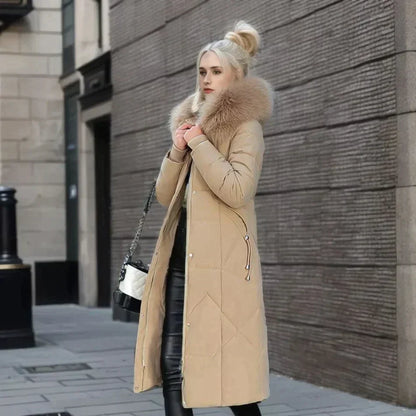 Modischer Pelz-Trenchcoat | Weiß - Schick und warm