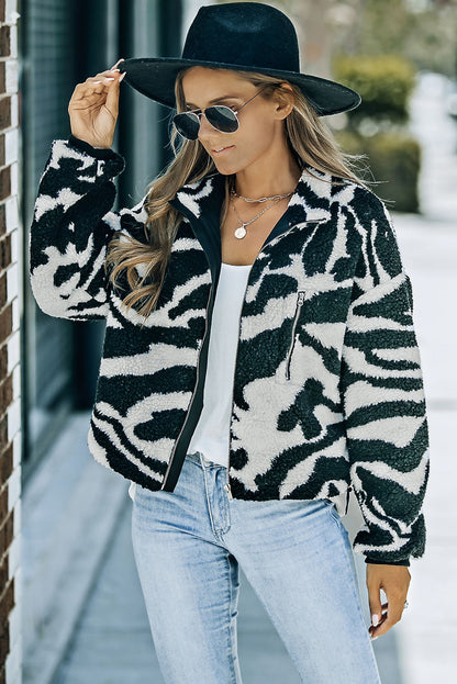 Chika | Verspielte Plüschjacke mit Zebramuster
