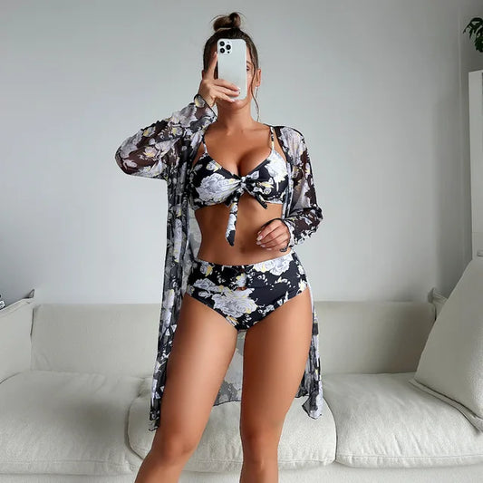 Eleganter Sommer-Bikini mit hoher Taille und Blumenmuster